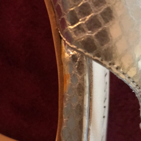 Shoes - Picture 5 of 5